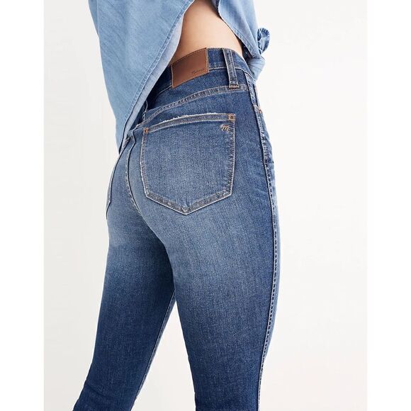 Madewell Taller 10" High-Rise Skinny Jeans: Drop-Hem Edition in Rosecliff Wash - Picture 4 of 16